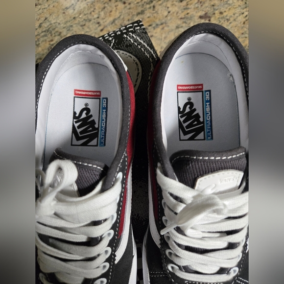 Van's Chima 2 - Picture 3 of 6